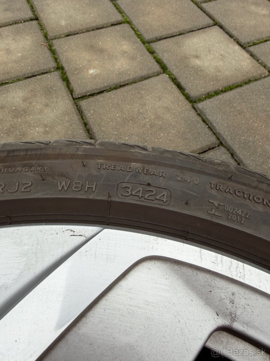 Letná sada Škoda Altair 19" + Brigestone 225/40 R19 - 11