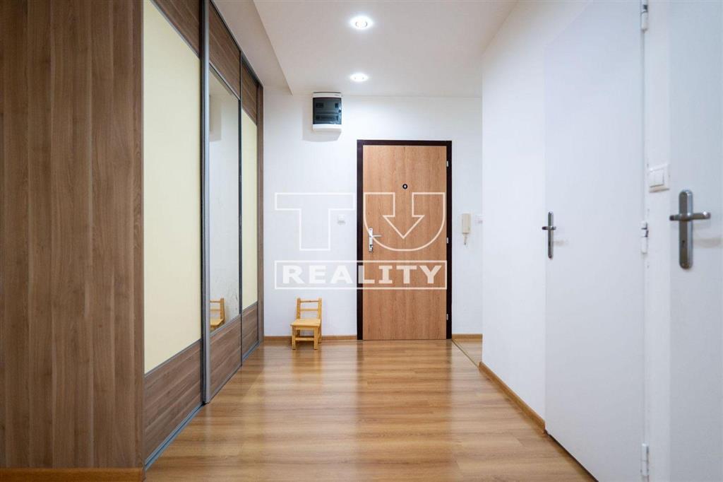 Skvelý 4-izbový byt s loggiou, ideálny pre rodinu alebo... - 11