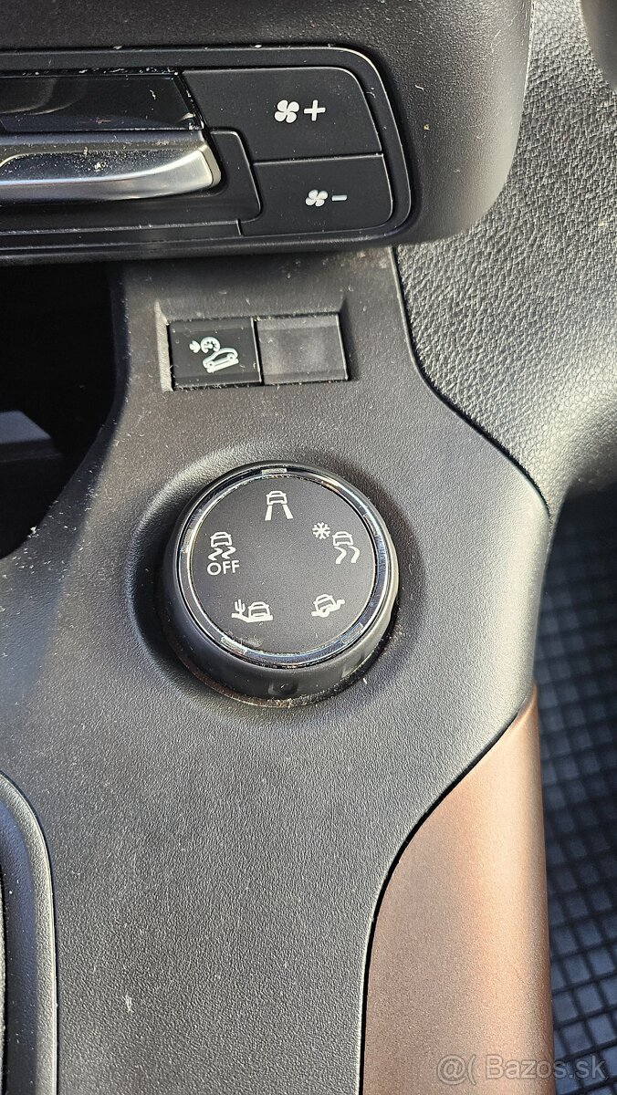 Peugeot Rifter GT Line - 11