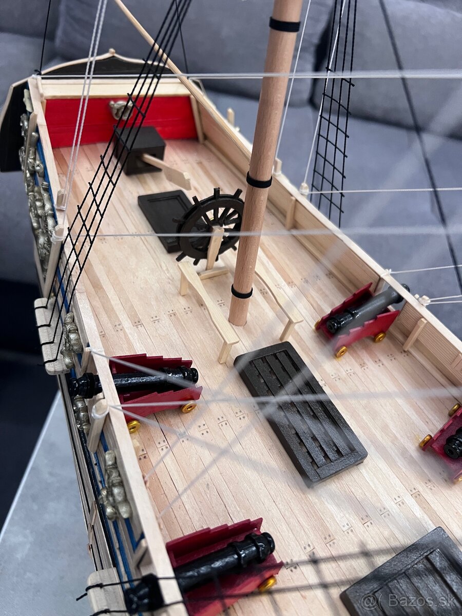 Dreveny model plachetnice. - 11