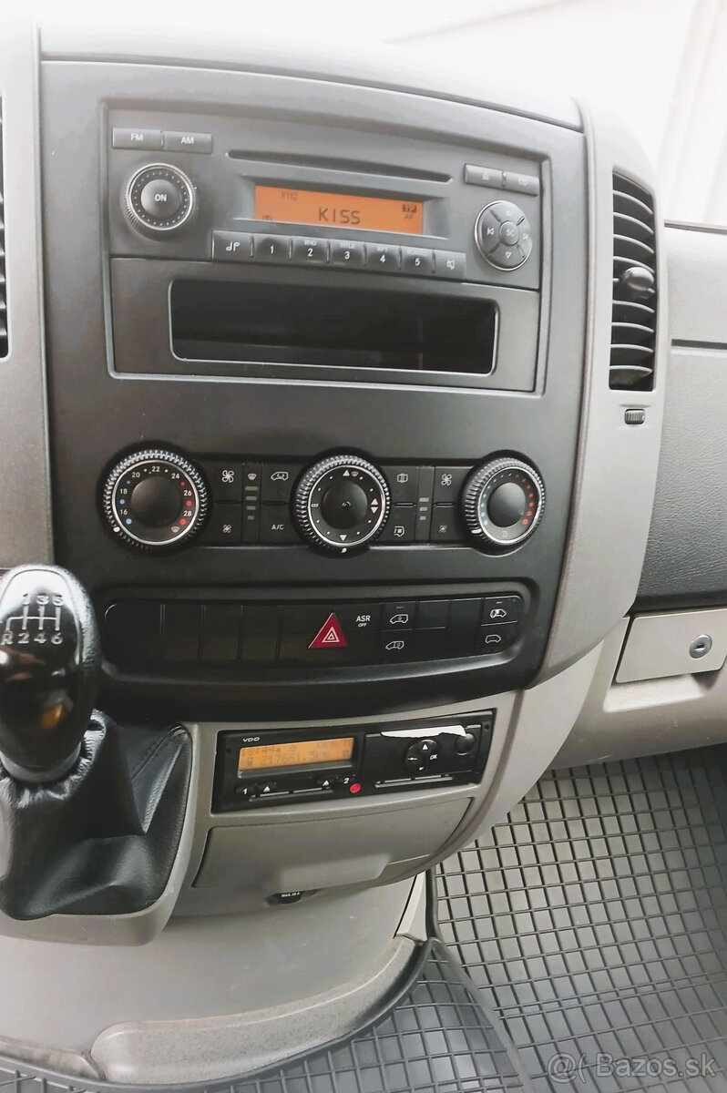 MB Sprinter 516 CDi,2014,24 míst,216tkm,2xKlima,Webasto - 11