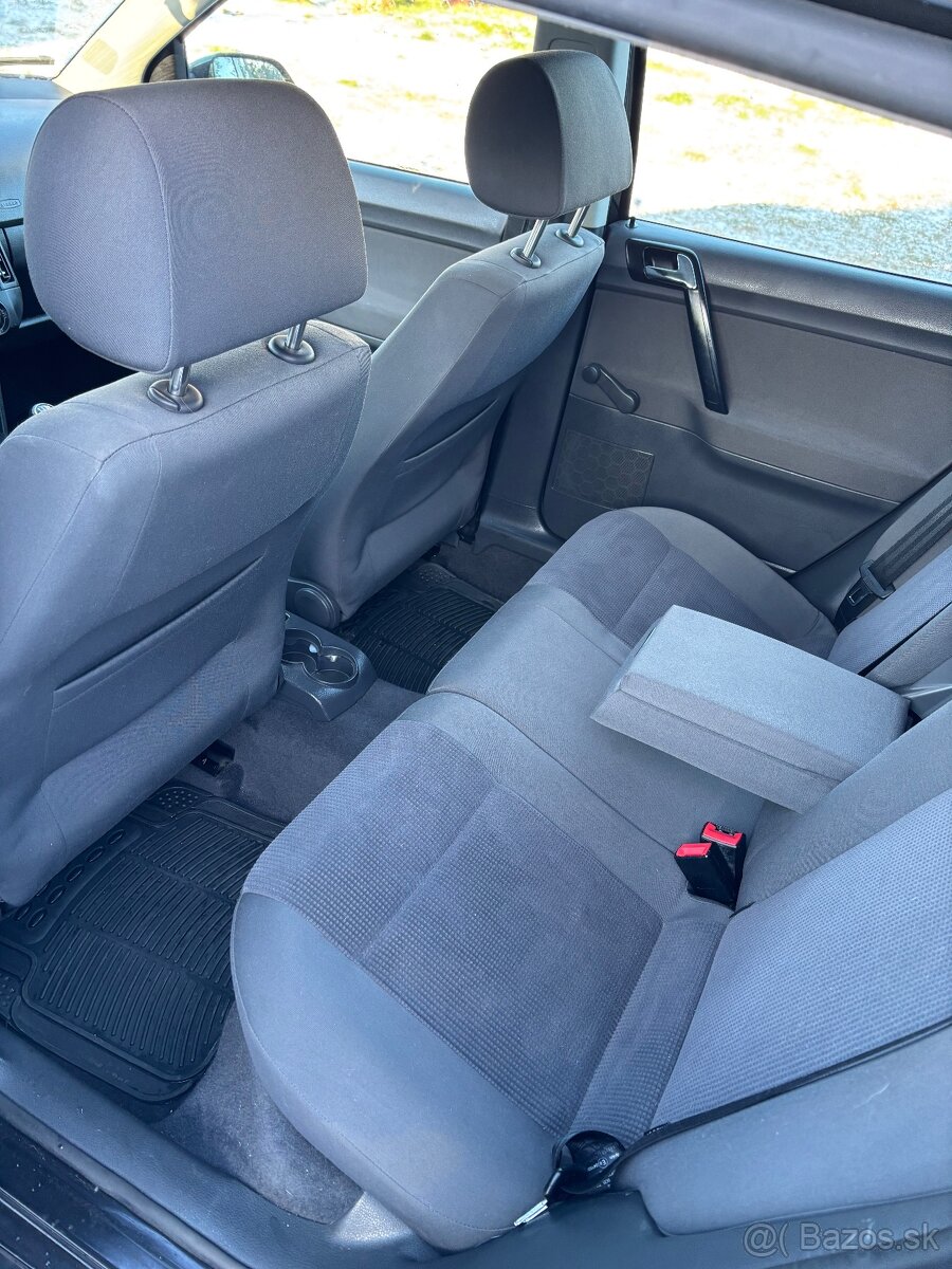 Volkswagen Polo 1.4 TDI - 11