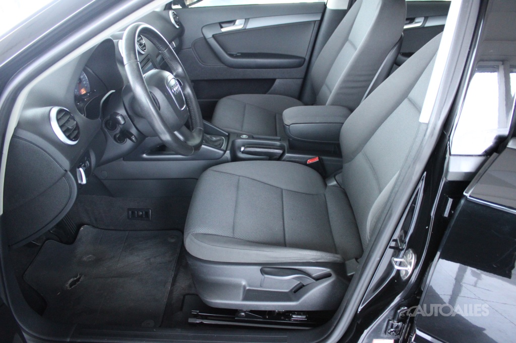 Audi A3 Sportback 1,6 TDi 66 kW - 11