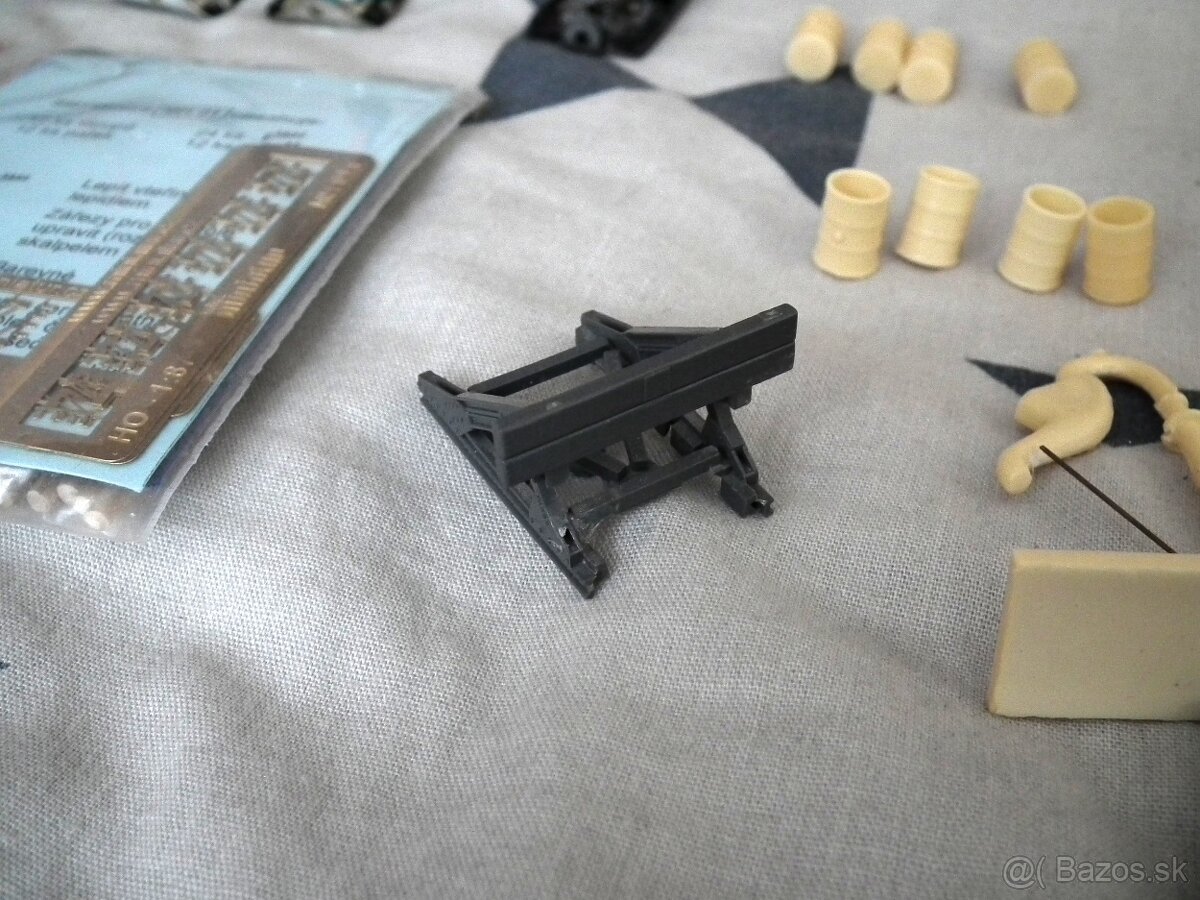 Predam H0 Doplnky Model. Zeleznicky - 11