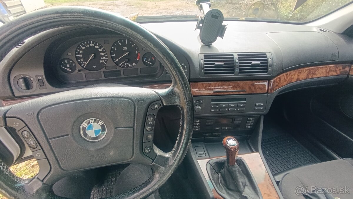 ND - BMW e39 528i - 11
