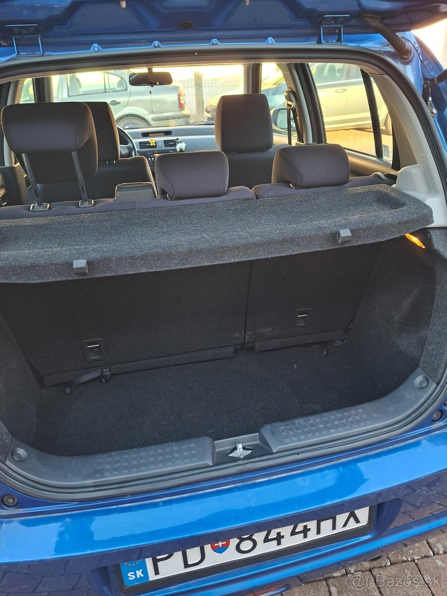Suzuki Swift 1.3 - 11