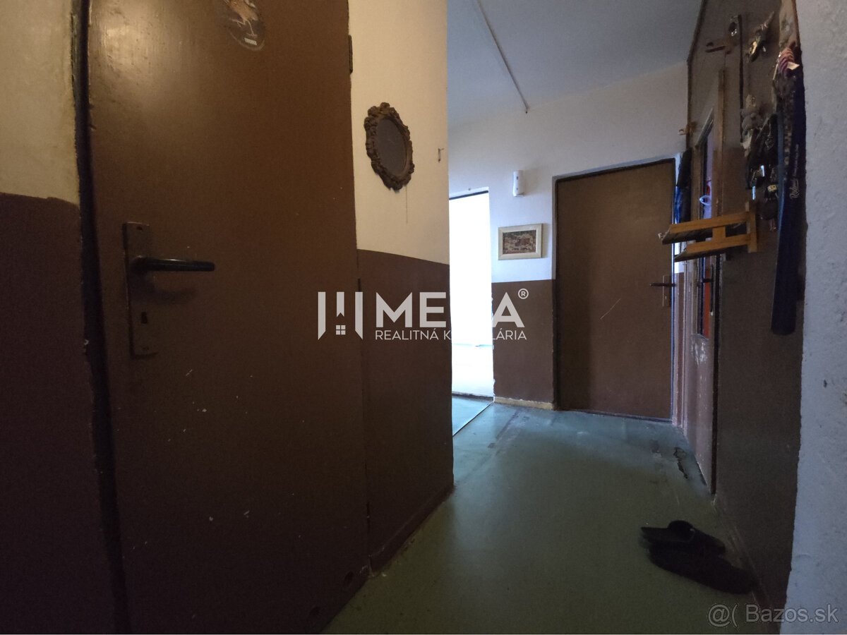 NA PREDAJ: 3-izbový byt s potenciálom – Michalovce, Okružná - 11