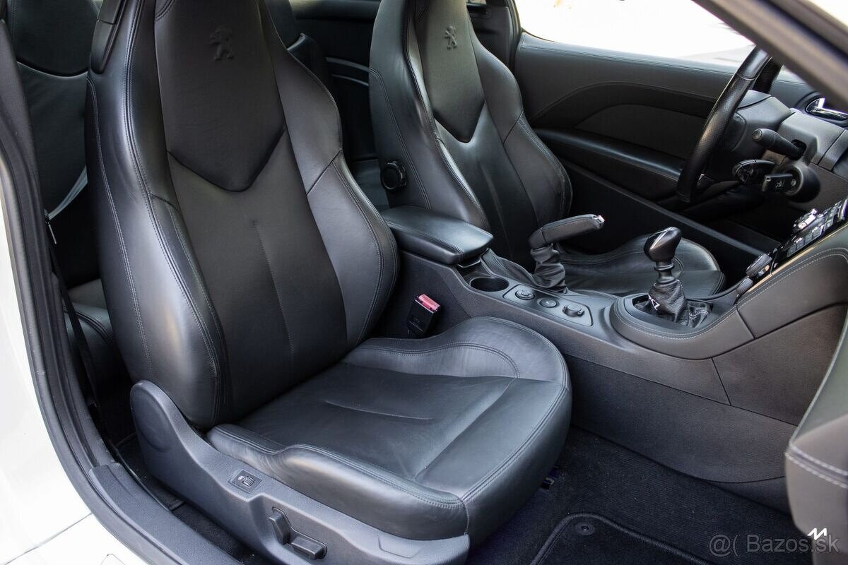 Peugeot RCZ 1.6 THP 200k - 11