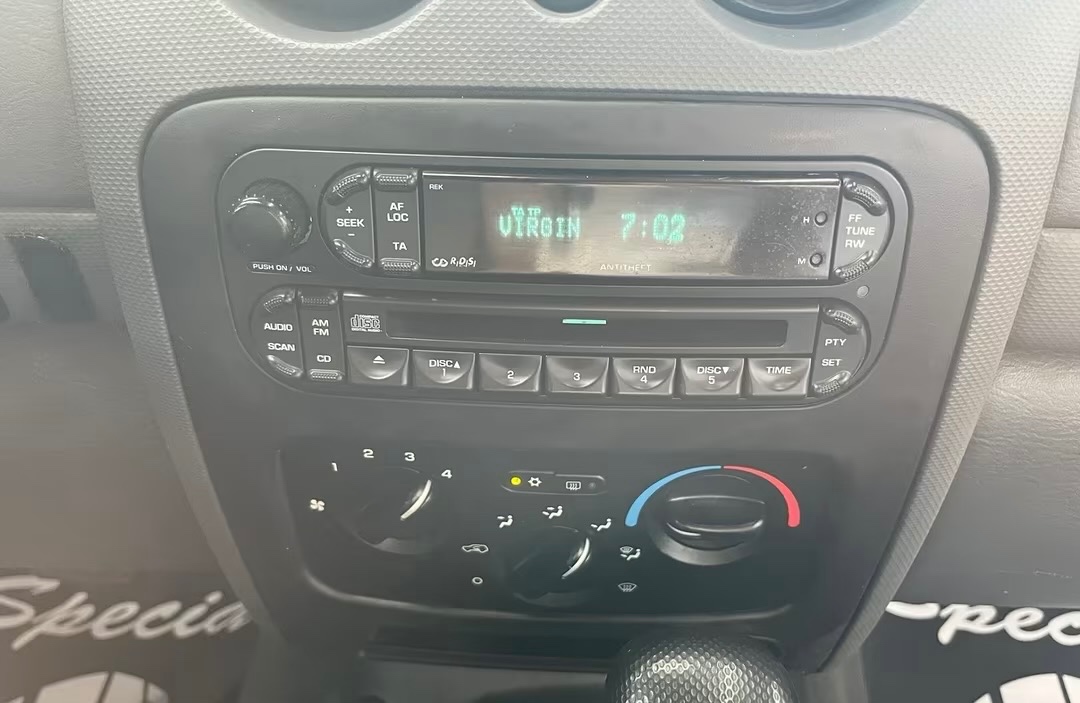 JEEP CHEROKEE 2.8 CRD SPORT - 11