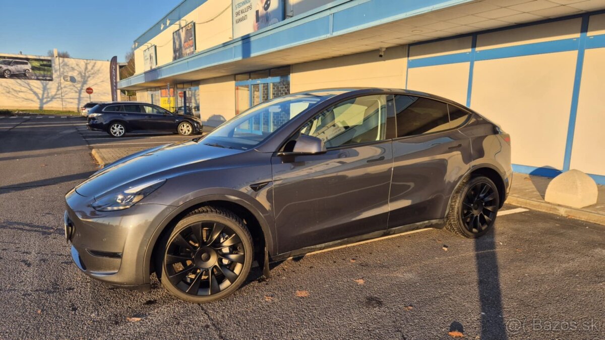 Tesla Model Y Long Range Dual Motor – 09/2021, TOP STAV - 11