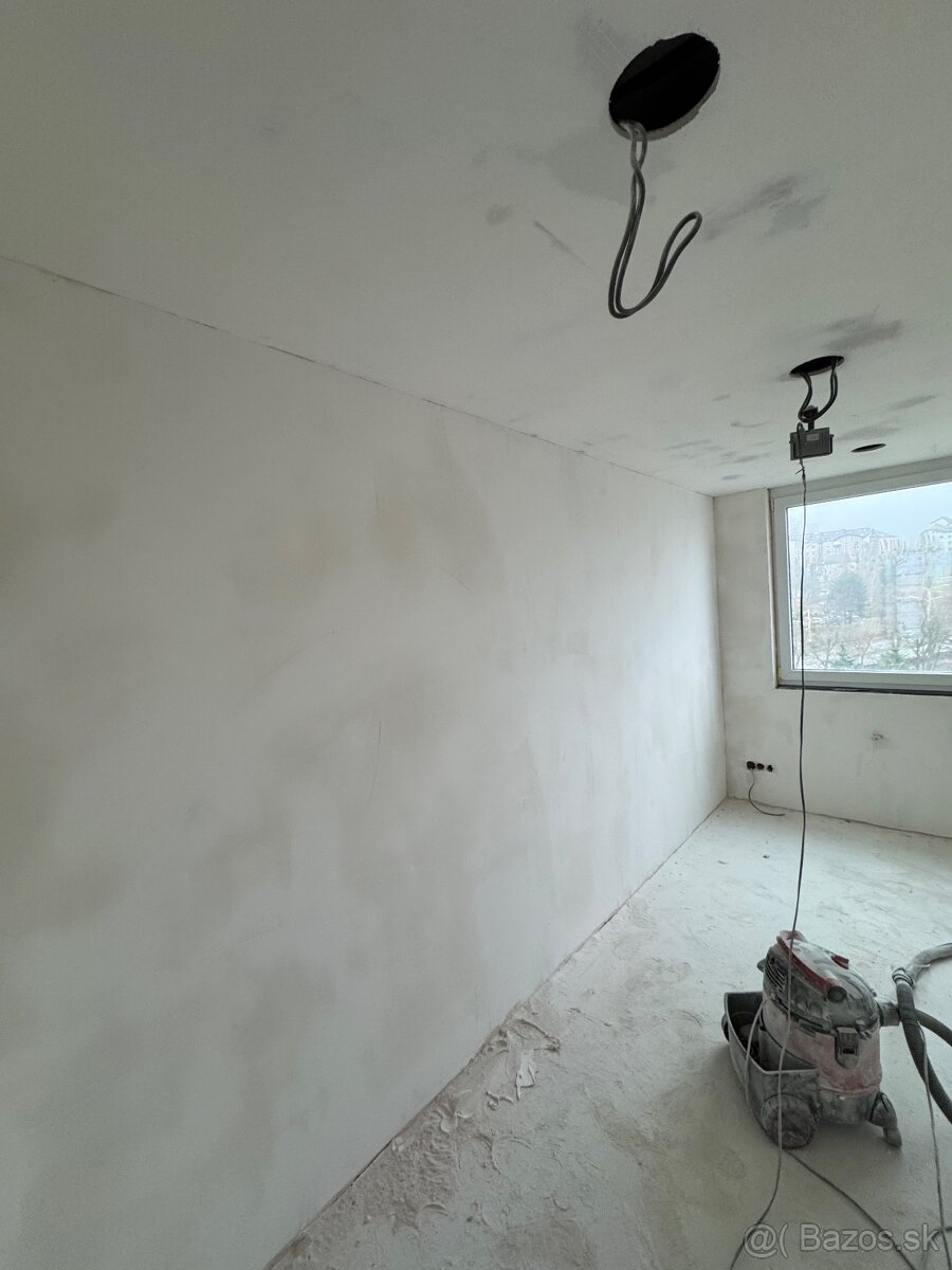 KOMPLETNÉ REKONŠTRUKCIE BYTOV A DOMOV - 11