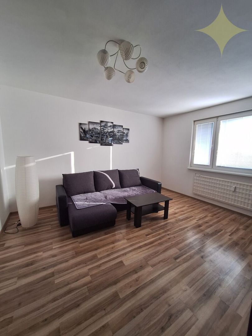 Predaj 3 izbový byt Zlaté Moravce - 11