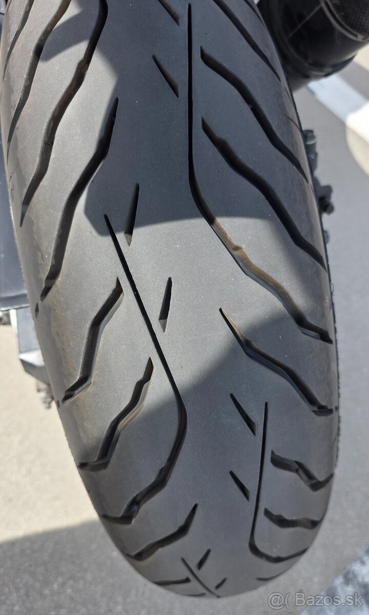 Kawasaki Z800, Z 800 - 11