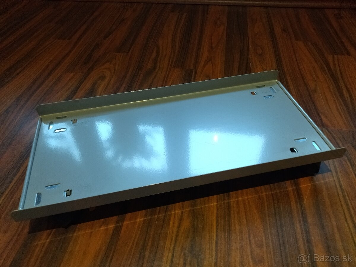 Počítač v dobrom stave za dobrú cenu s rôznymi doplnkami - 11