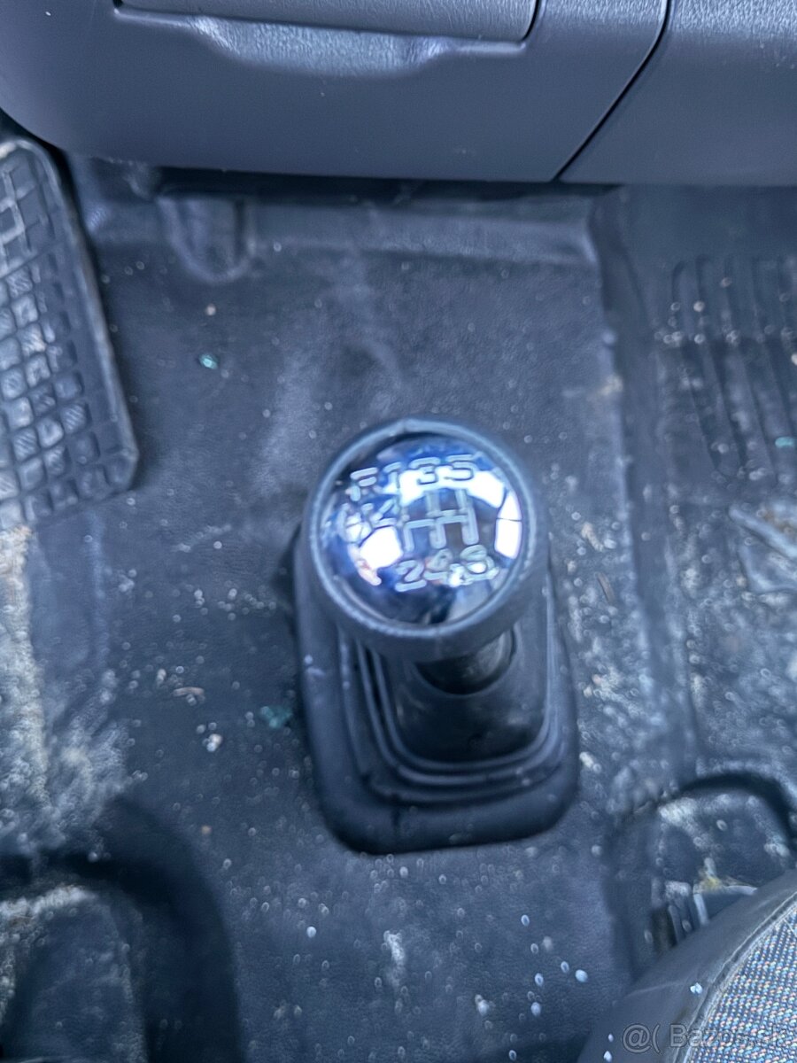 Ford Transit valník - 11