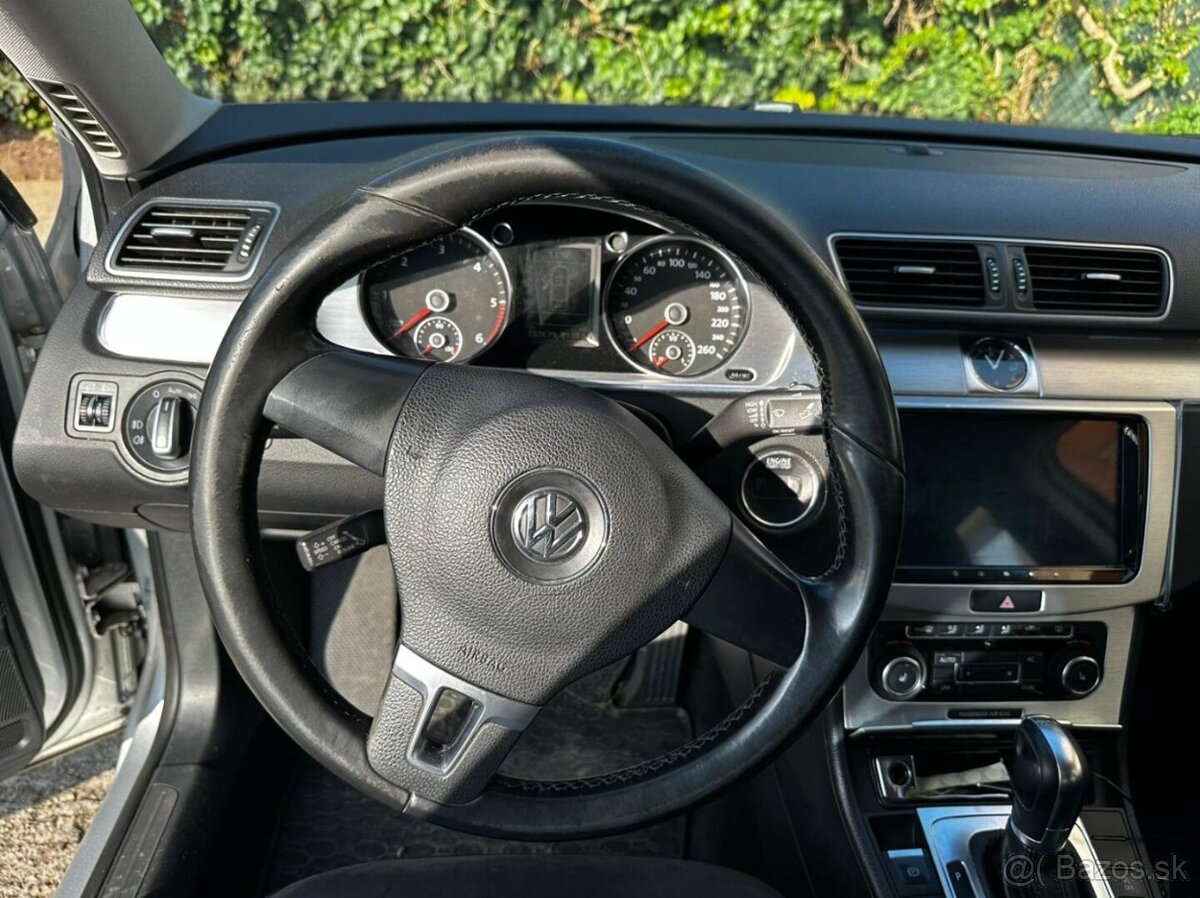 Volkswagen Passat B7 2.0TDI - 11