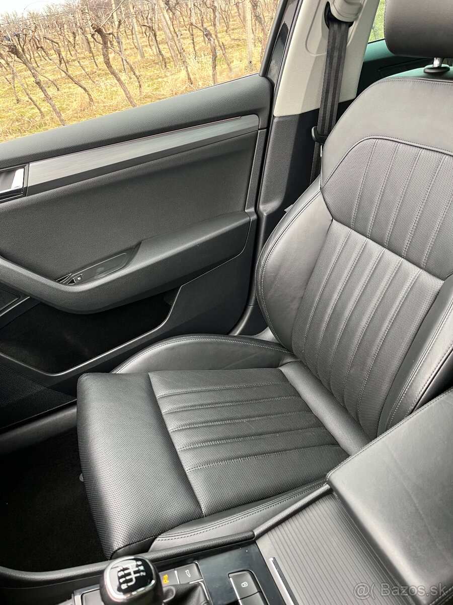 Škoda Superb 2.0 Tdi 110kw Style - 11