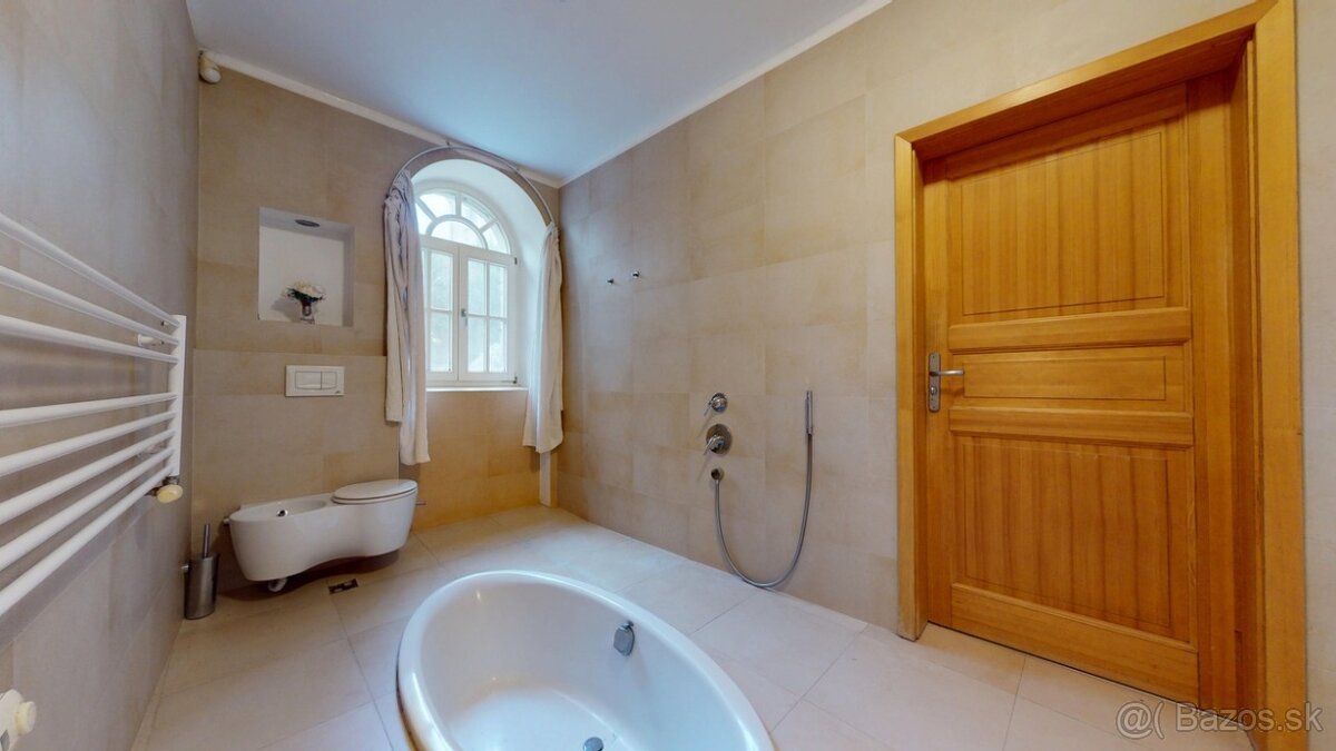 Unikátny staromestský byt 75m, ul. Palisády, top INVESTÍCIA - 11