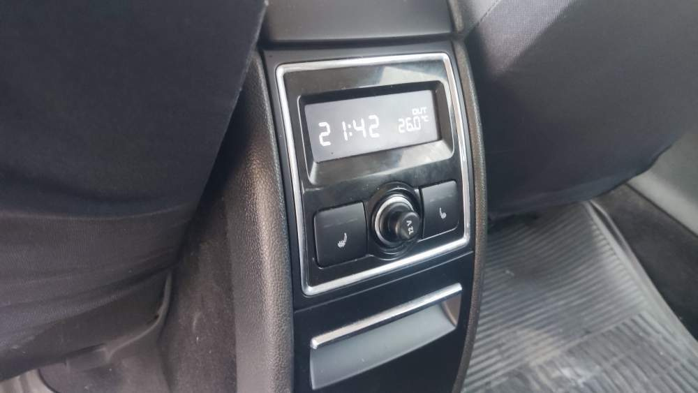 Skoda Superb 1.8 TSi LPG DSG Automat - 11