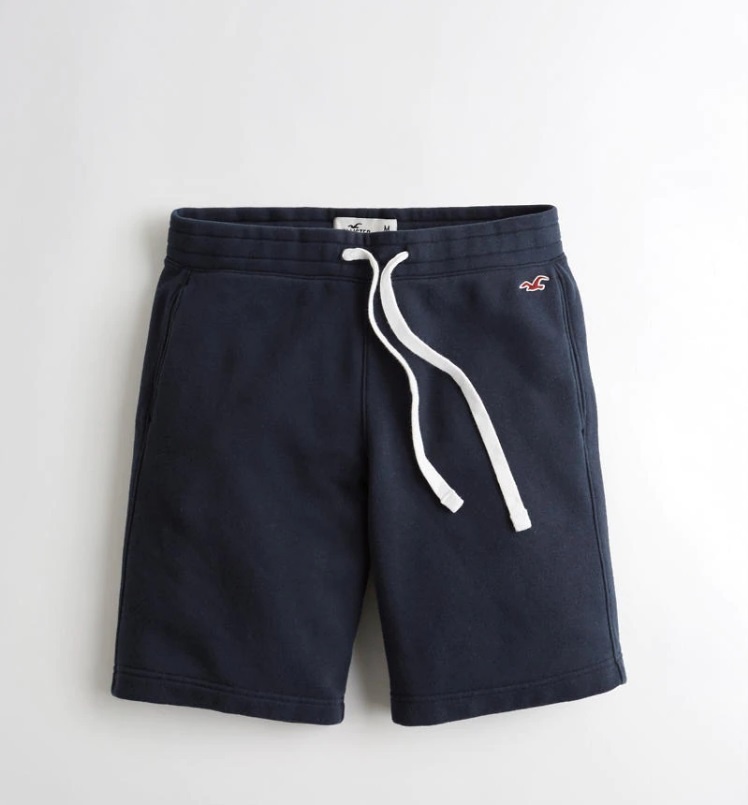 SÚPRAVA HOLLISTER: kraťasy + 2 x tričko veľ. M - 11