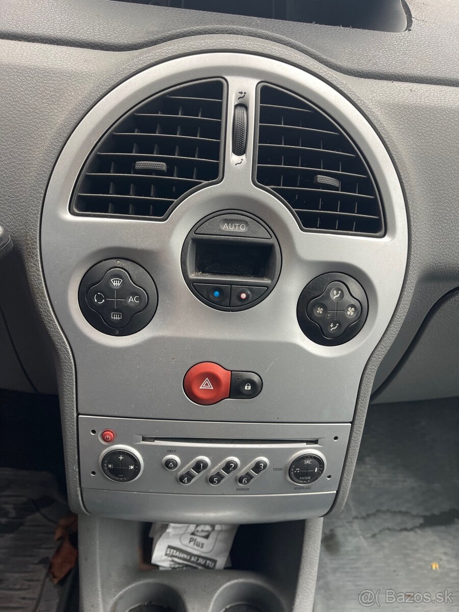 Renault Modus 1.2 55kw r.v.2009 - 11