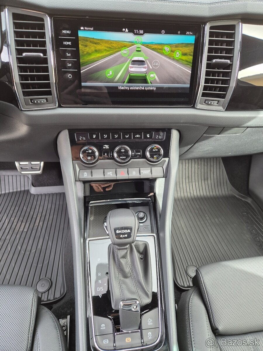 ŠKODA KODIAQ 2.0TDI L&K, 4x4, R20, WEB, PANO - 11