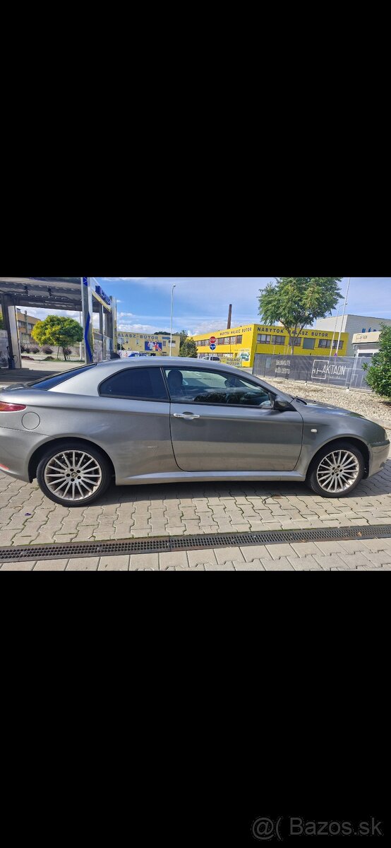 Alfa romeo GT 1.9 JTD - 11
