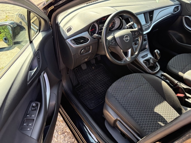 Opel Astra 1.4 Enjoy - 11