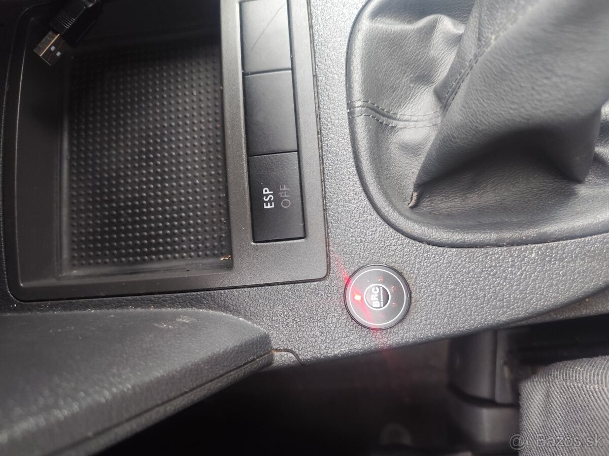 VW Touran - predaj - 11