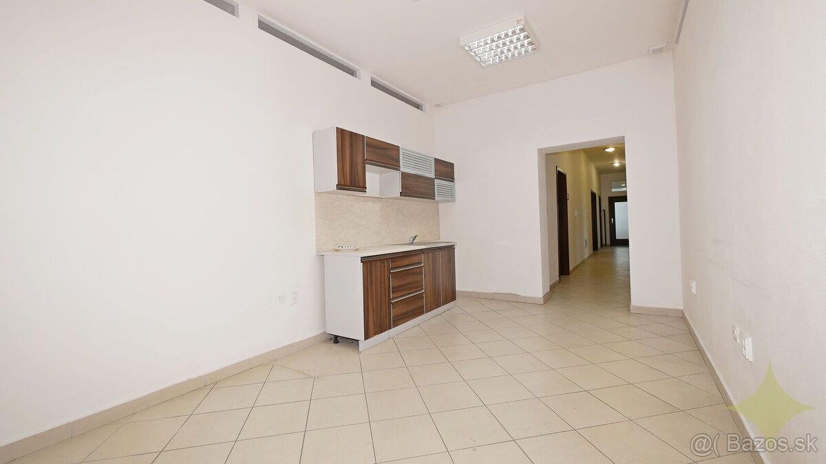 PRENÁJOM Kancelárske priestory Bystrická cesta, Ružomberok - 11