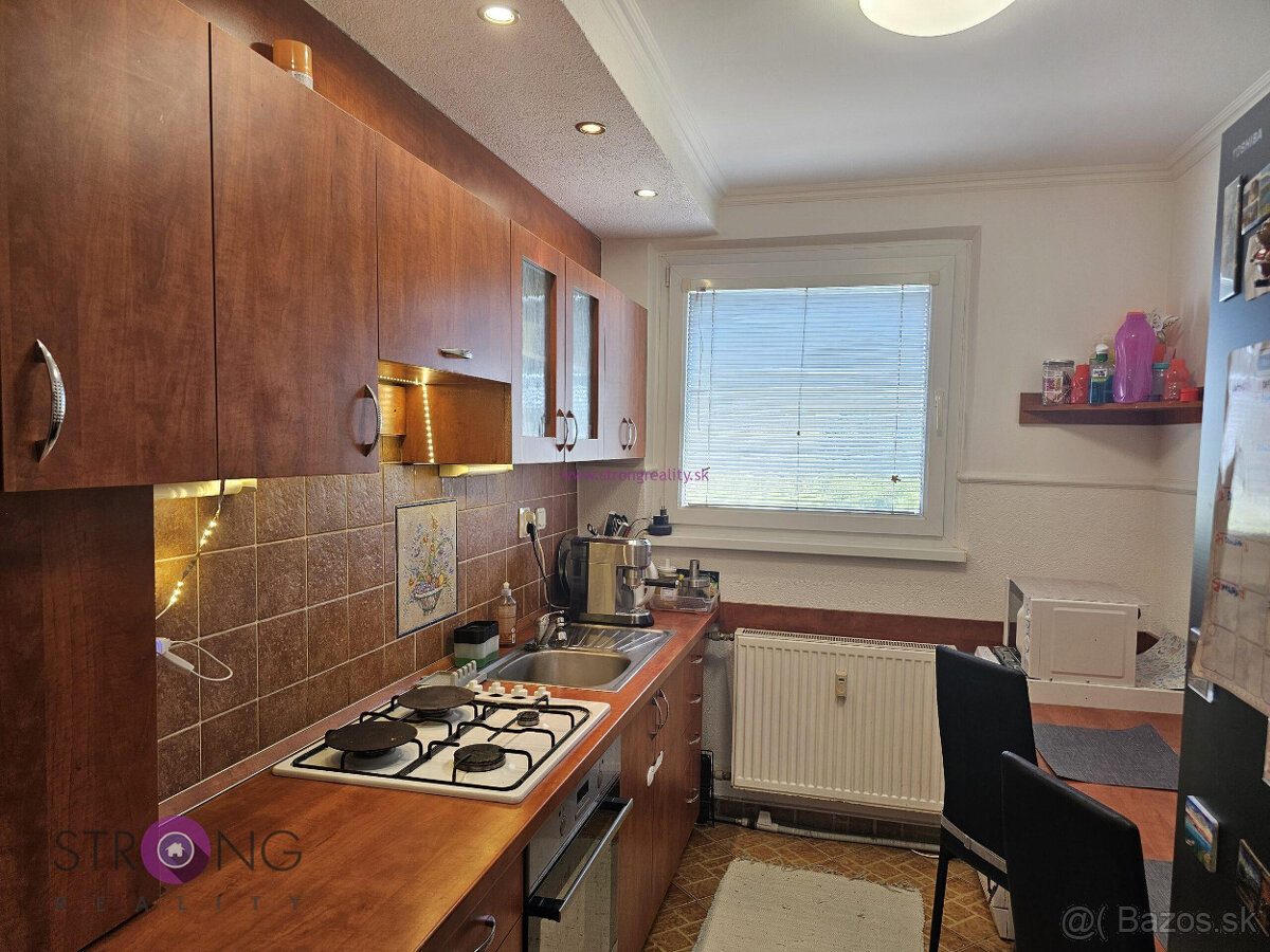 3 izb.byt s loggiou v severnej časti mesta DS - 11