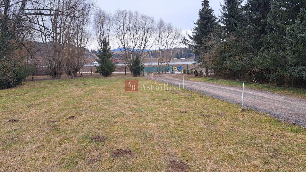 Predaj: Penzión - Kúria, Ivachnová - Lazy, pozemok 10.328m2 - 11