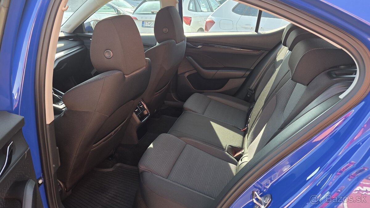 Škoda Octavia 2,0TDi Ambiente 85kW 1.M SR - 11