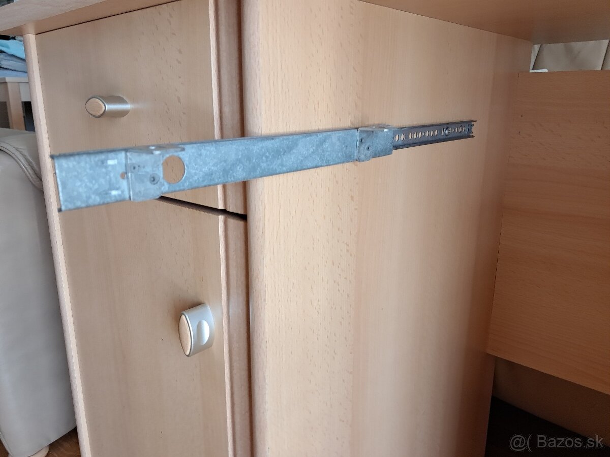 Darujem PC stôl v dekore buk - 11