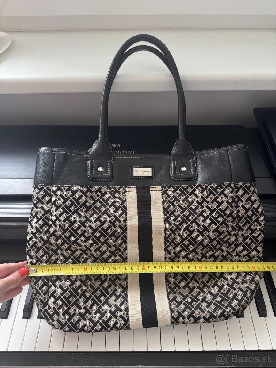 Tommy Hilfiger originál kabelka - 11