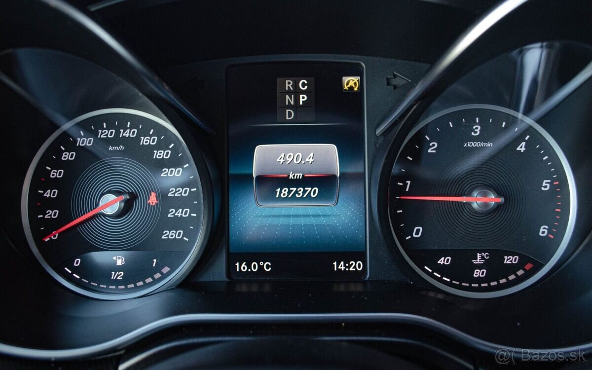 Mercedes-Benz V 220d 4MATIC 8miest DPH - 11