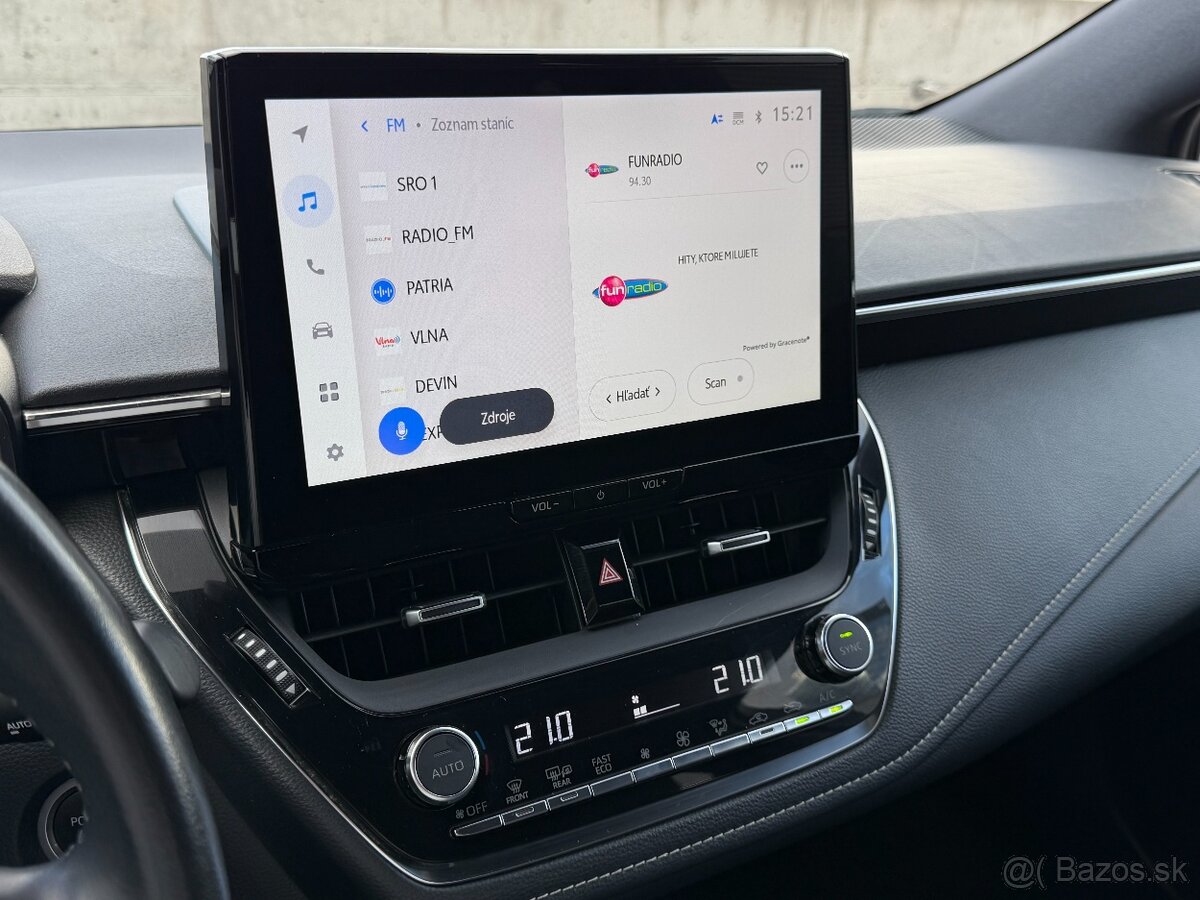 Toyota Corolla 1.8 Hybrid 2023 Facelift - 11