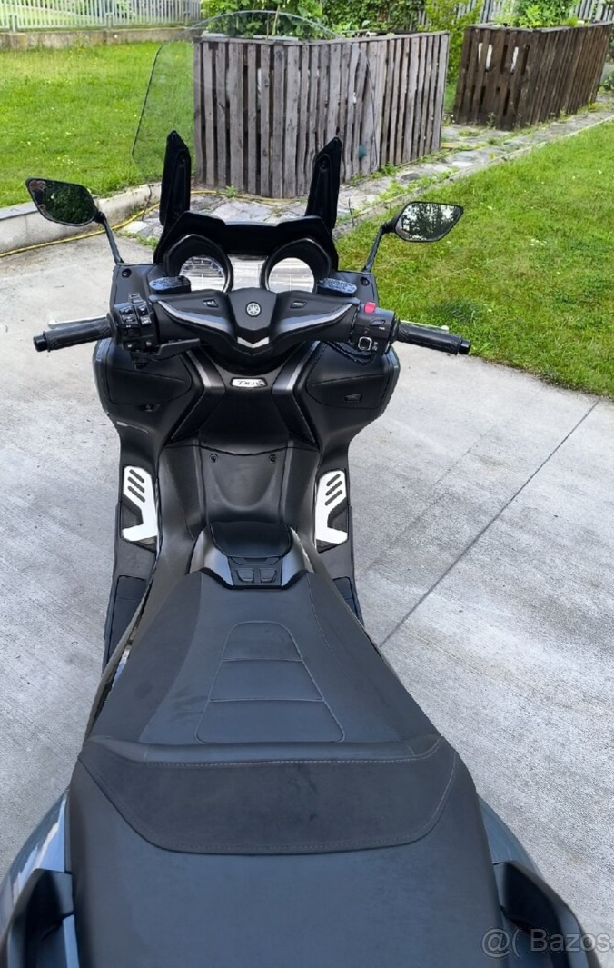 YAMAHA T-MAX 560 TECHMAX - TMAX 560 - 11