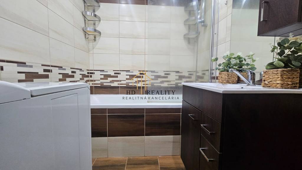 HD REALITY, Prenájom trojizbového bytu v Banskej Štiavnici - 11