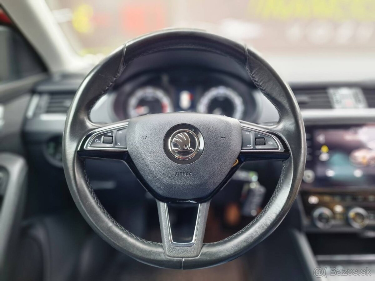 Škoda Octavia 1.5 TSI Style - 11