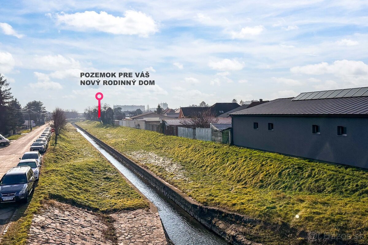 Na PREDAJ Slnečný, stavebný pozemok ,oplotený v obľúbene - 11