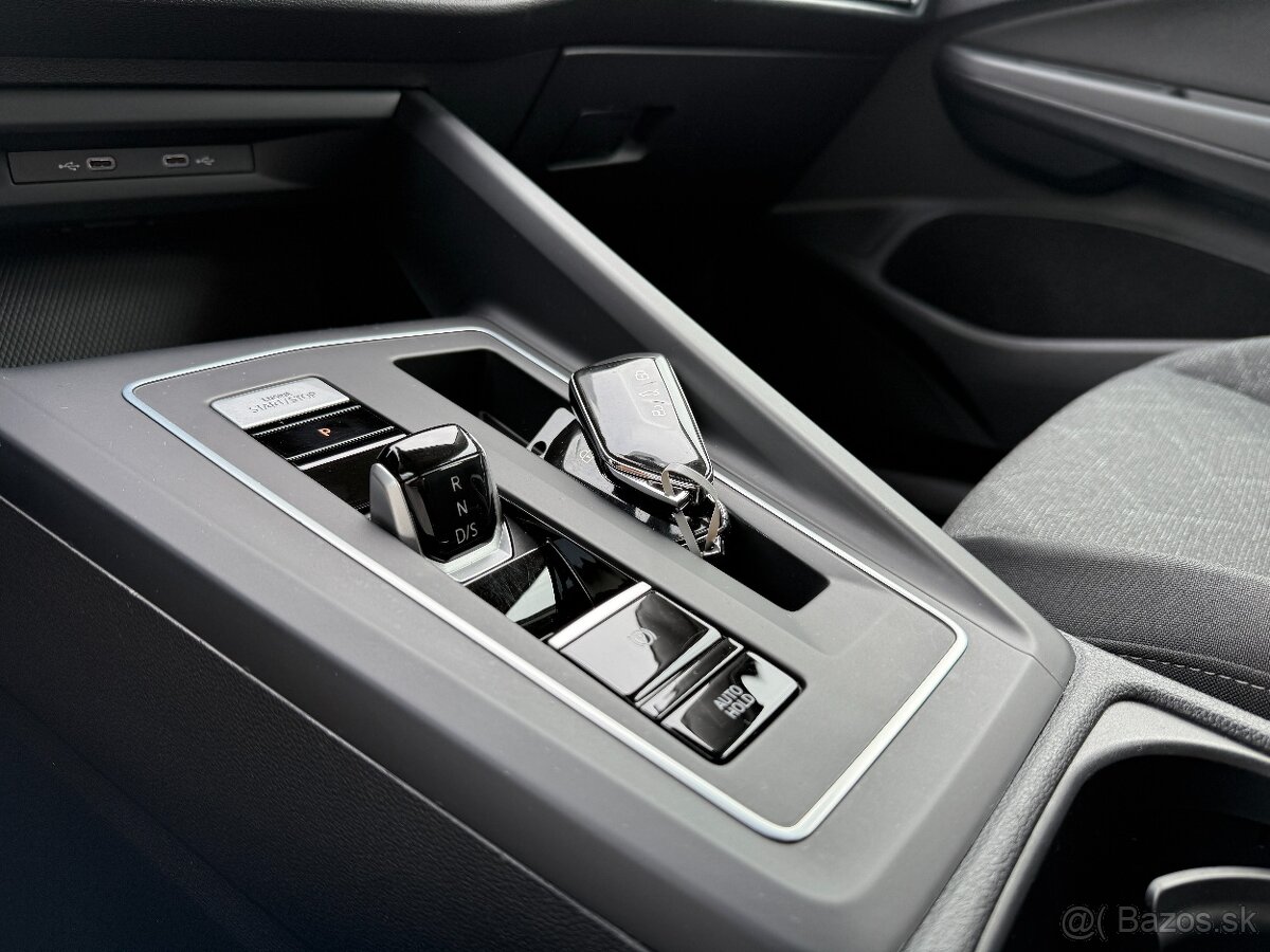 Volkswagen Golf 2.0 TDI Life - 11