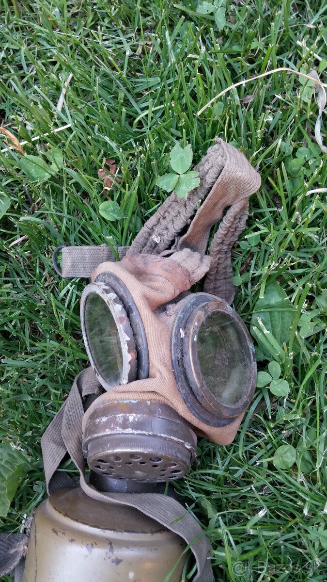 Stará plynová maska, poľské nápisy, neviem - 11