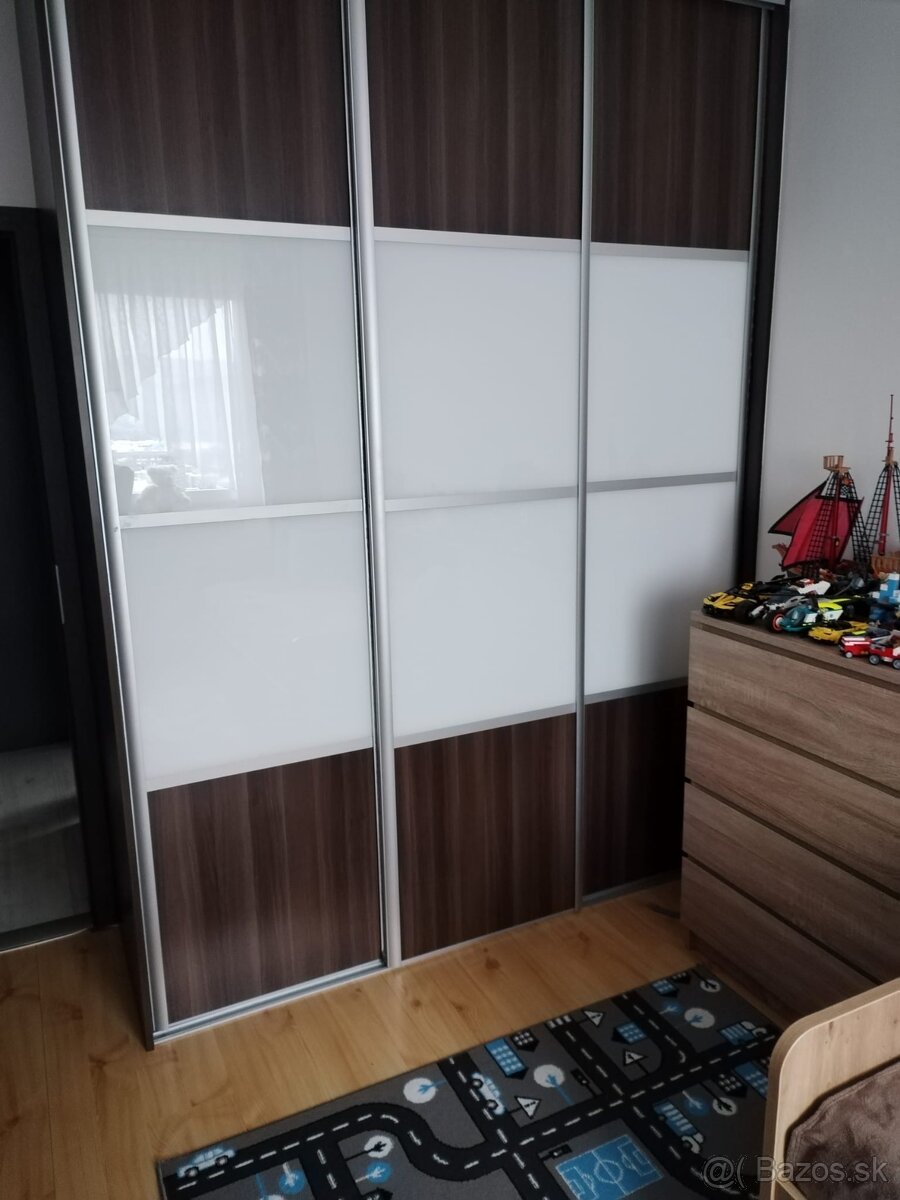 Predám 3 izbový byt - 11