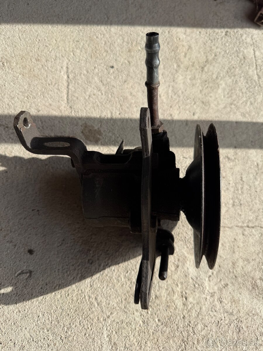 Hydraulické čerpadlá riadenia a hydauliky - 11