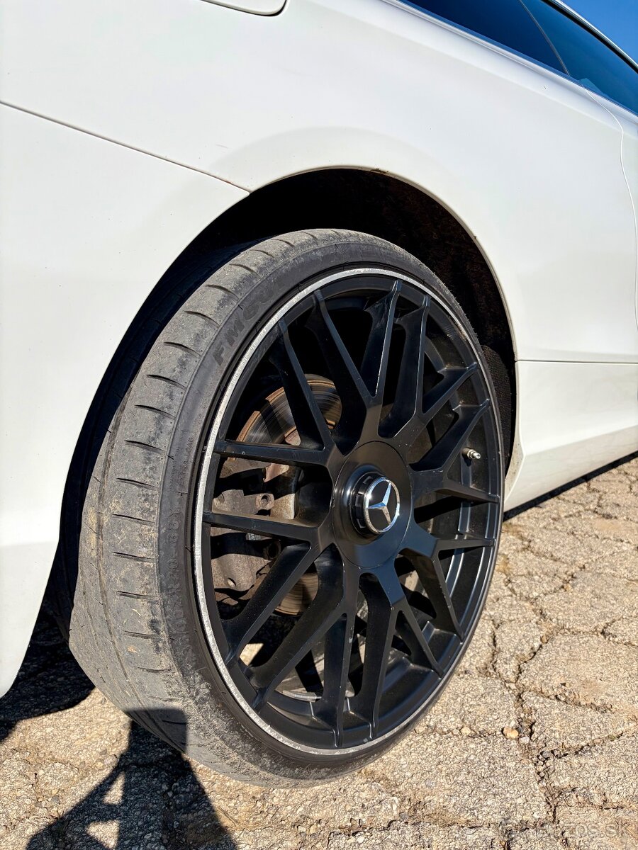 Mercedes Benz C Coupe 220d - 11