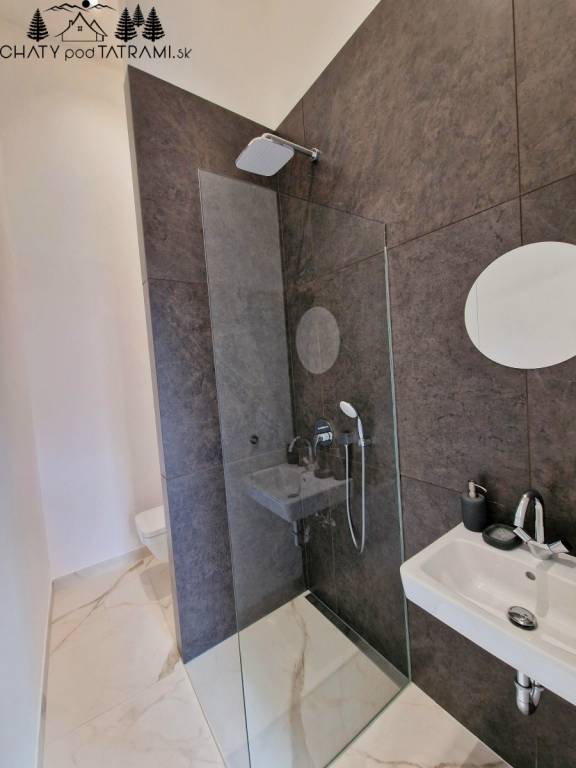 2i apartmán v rekreačnom komplexe s bazénom Nízke Tatry - 11