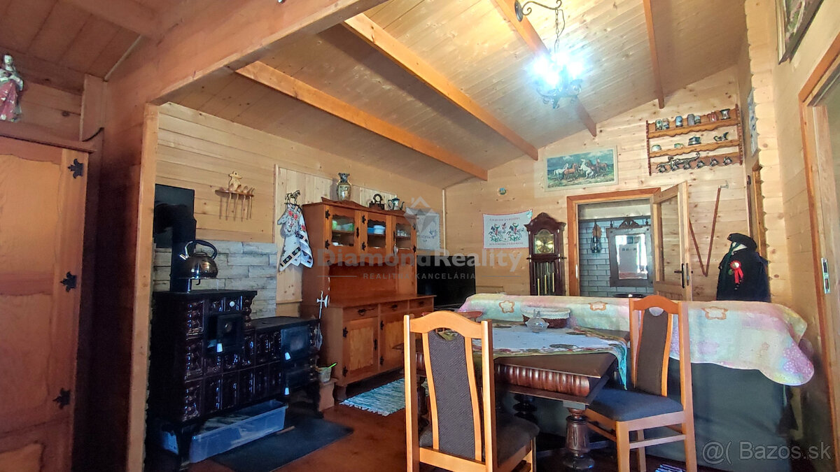 Na predaj krásna chata pri Gelnici. - 11