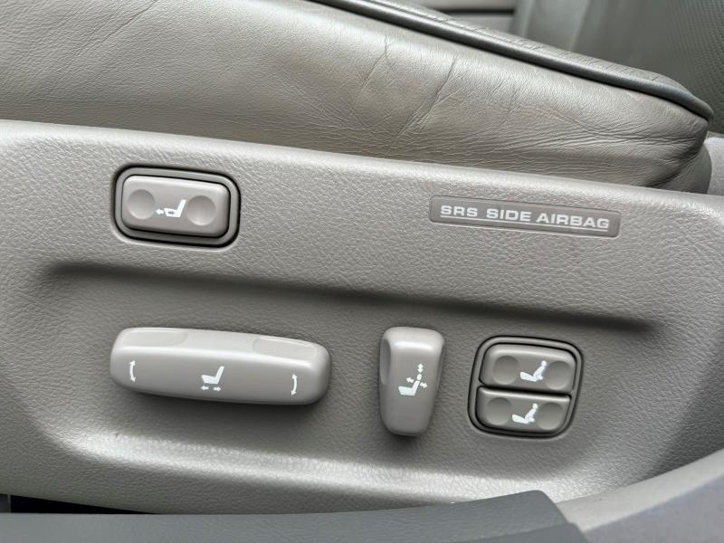 Lexus LS 430 V8 - president - 11