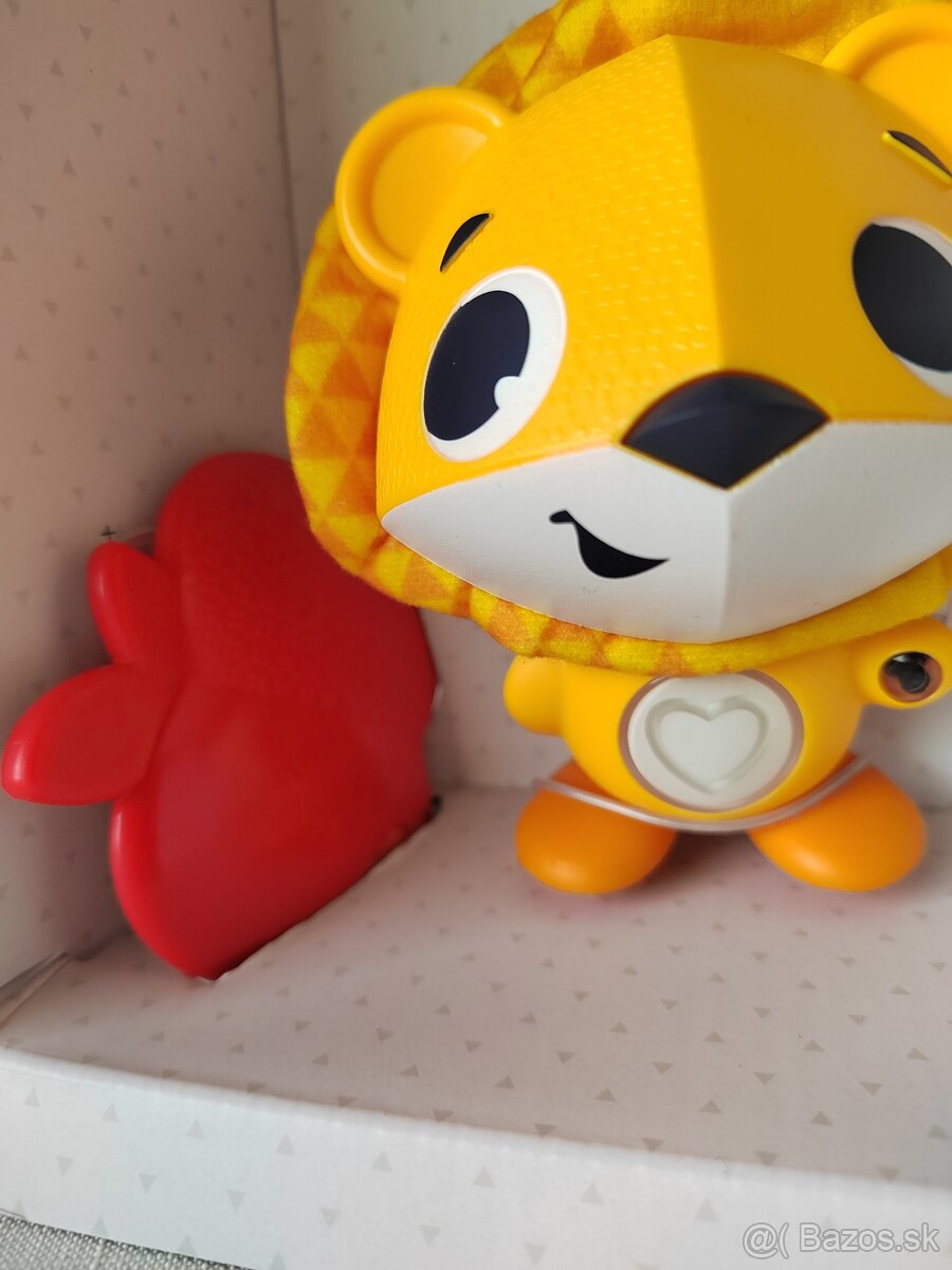 Hovoriaci, interaktívny LEVÍK - Tiny Love - 11